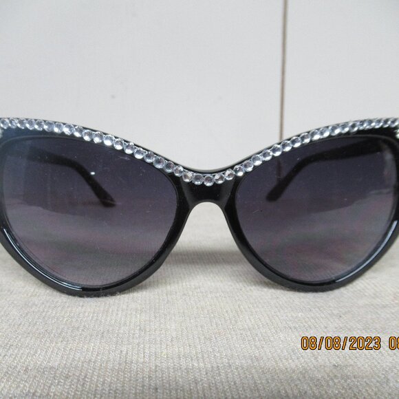 Accessories - Faux Rhinestone Cat Eye Sunglasses